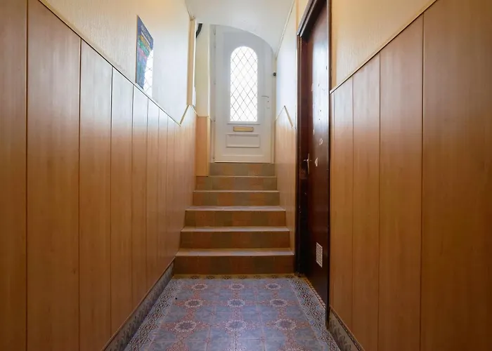 Superbe Appartement, Balcon Vue Mer, 3 Chambres!
