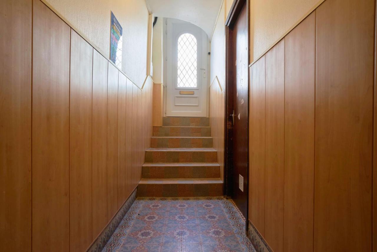 Superbe Appartement, Balcon Vue Mer, 3 Chambres! *